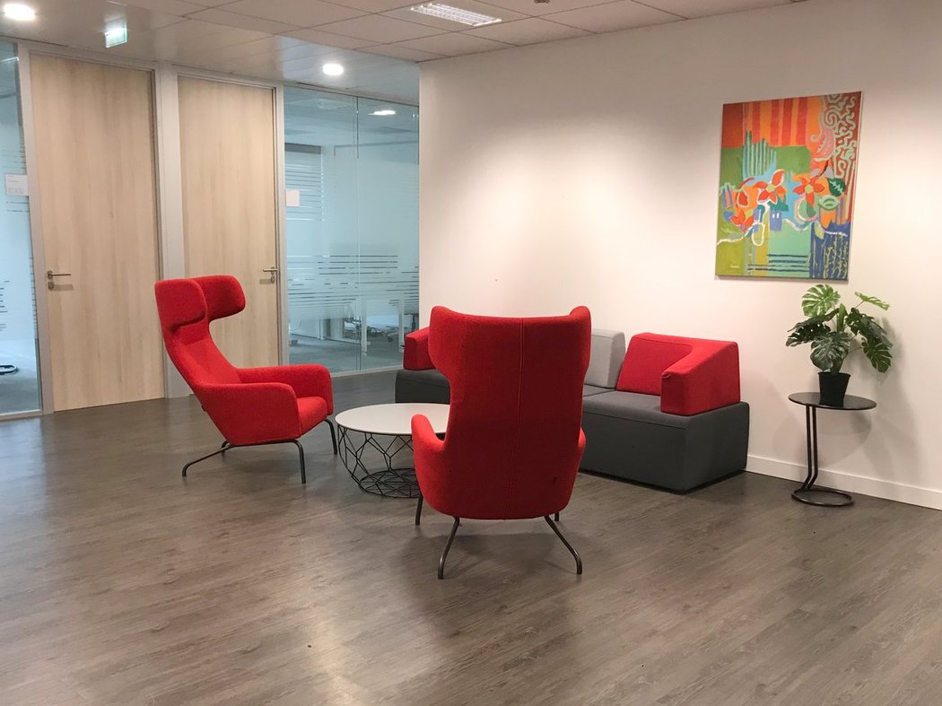 Vector France entrance in Paris