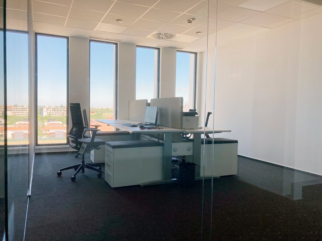 Vector Romania - Office