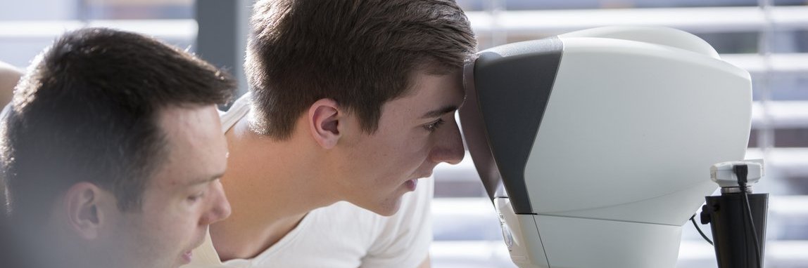 Mitarbeiter von Vector im Labor