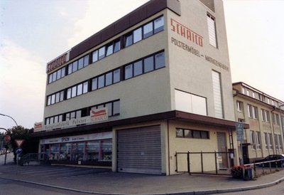 A mattress factory was Vector's first own building