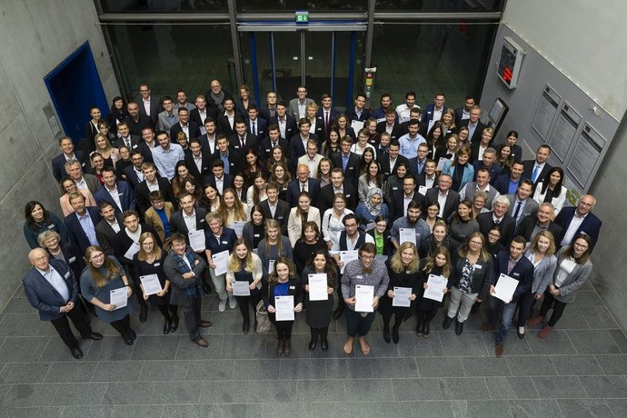Group of students who have received the Deutschlandstipendium