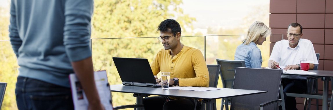 Vector employees on the terrace